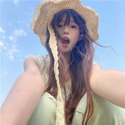照片里的伴娘